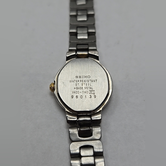 Seiko V400 1140 Womens Quartz Watch New Battery Vintage Silver Gold Tone Dainty - Picture 9 of 9